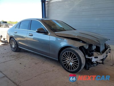 Czwarte zdjęcie samochodu z boku: 2022 MERCEDES-BENZ C 300 VIN:W1KAF4GB0NR030643 - miniatura