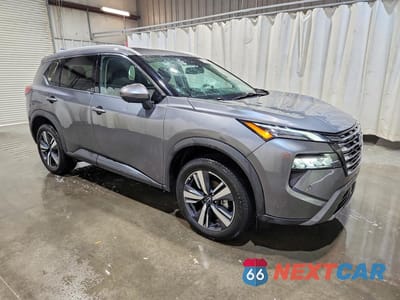 Czwarte zdjęcie samochodu z boku: 2026 NISSAN ROGUE SL VIN:5N1BT3CA4TC697919 - miniatura