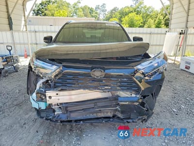 Piąte zdjęcie samochodu w środku: 2023 TOYOTA RAV4 SE VIN:JTM16RFV1PJ034091 - miniatura