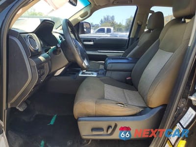 Zdjęcie 7 z 12 samochodu: 2016 TOYOTA TUNDRA CREWMAX SR5 VIN:5TFEW5F18GX192707 - miniatura