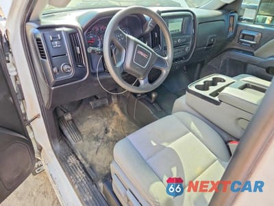 Zdjęcie 8 z 13 samochodu: 2016 GMC SIERRA K2500 HEAVY DUTY VIN:1GT02REG2GZ147222 - miniatura