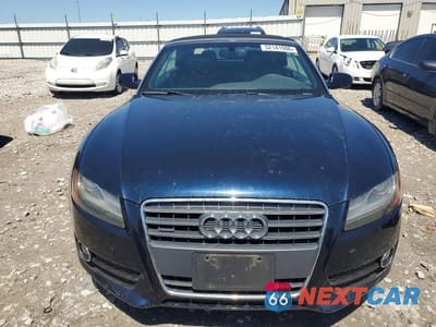 Piąte zdjęcie samochodu w środku: 2011 AUDI A5 PRESTIGE VIN:WAUVFAFH3BN014761 - miniatura