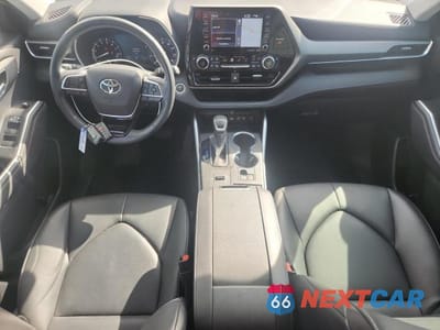 Zdjęcie 8 z 13 samochodu: 2020 TOYOTA HIGHLANDER XLE VIN:5TDHZRAH9LS512617 - miniatura