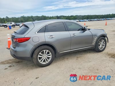 Trzecie zdjęcie samochodu z tyłu: 2017 INFINITI QX70 BASE VIN:JN8CS1MU0HM142786 - miniatura