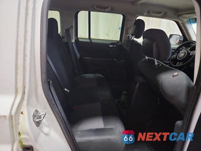 Zdjęcie 11 z 13 samochodu: 2016 JEEP PATRIOT SPORT VIN:1C4NJRBB2GD668925 - miniatura