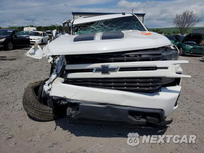 Piąte zdjęcie samochodu w środku: 2021 CHEVROLET SILVERADO K1500 VIN:1GCUYEEL0MZ425391 - miniatura