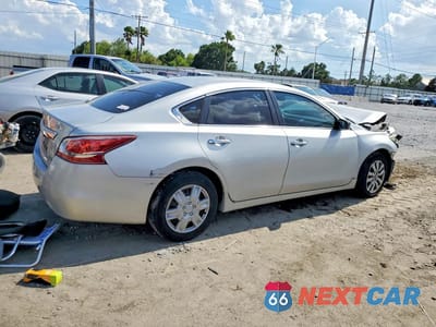 Trzecie zdjęcie samochodu z tyłu: 2013 NISSAN ALTIMA 2.5 VIN:1N4AL3AP8DN527551 - miniatura
