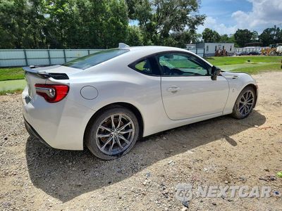 Trzecie zdjęcie samochodu z tyłu: 2017 TOYOTA 86 860 SPECIAL EDITION VIN:JF1ZNAA16H8708021 - miniatura