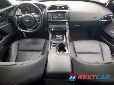 Zdjęcie 8 z 12 samochodu: 2017 JAGUAR XE PREMIUM VIN:SAJAD4BG9HA969474 - miniatura