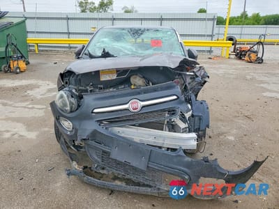 Piąte zdjęcie samochodu w środku: 2017 FIAT 500X POP VIN:ZFBCFXAB3HP550285 - miniatura