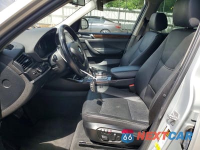 Zdjęcie 7 z 13 samochodu: 2017 BMW X3 SDRIVE28I VIN:5UXWZ7C33H0X40067 - miniatura