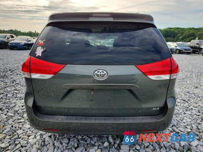 Zdjęcie 6 z 13 samochodu: 2014 TOYOTA SIENNA XLE 8-PASSENGER VIN:5TDYK3DC4ES524078 - miniatura
