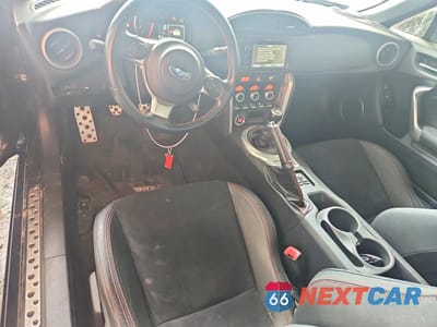 Zdjęcie 8 z 12 samochodu: 2017 SUBARU BRZ 2.0 LIMITED VIN:JF1ZCAC14H9603023 - miniatura