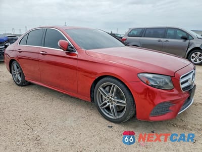 Czwarte zdjęcie samochodu z boku: 2019 MERCEDES-BENZ E 300 VIN:WDDZF4JB4KA520055 - miniatura