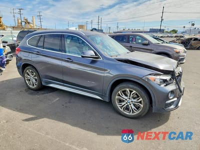 Czwarte zdjęcie samochodu z boku: 2016 BMW X1 XDRIVE28I VIN:WBXHT3Z32G4A47743 - miniatura