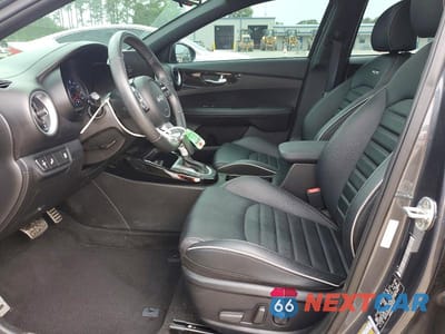 Zdjęcie 7 z 12 samochodu: 2023 KIA FORTE GT LINE VIN:3KPF54AD8PE587814 - miniatura