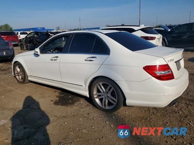 Drugie zdjęcie samochodu z przodu: 2014 MERCEDES-BENZ C 250 VIN:WDDGF4HB3EG252937 - miniatura