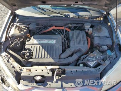 Zdjęcie 11 z 13 samochodu: 2004 HONDA CIVIC HYBRID VIN:JHMES95684S015548 - miniatura