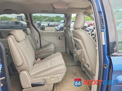 Zdjęcie 11 z 13 samochodu: 2005 DODGE GRAND CARAVAN SXT VIN:2D4GP44LX5R346160 - miniatura