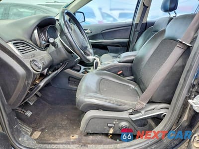 Zdjęcie 7 z 13 samochodu: 2018 DODGE JOURNEY CROSSROAD VIN:3C4PDDGG0JT371323 - miniatura
