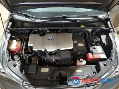 Zdjęcie 11 z 13 samochodu: 2017 TOYOTA PRIUS TWO VIN:JTDKBRFU5H3041848 - miniatura