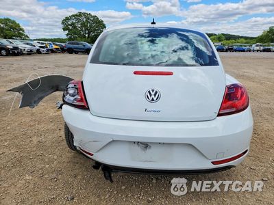 Zdjęcie 6 z 13 samochodu: 2017 VOLKSWAGEN BEETLE 1.8T VIN:3VWF17AT8HM621792 - miniatura