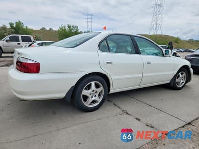 Trzecie zdjęcie samochodu z tyłu: 2002 ACURA 3.2TL VIN:19UUA56612A038987 - miniatura