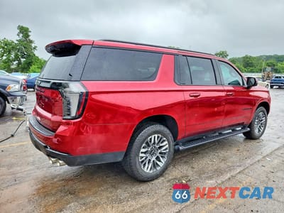 Trzecie zdjęcie samochodu z tyłu: 2025 CHEVROLET SUBURBAN K1500 Z71 VIN:1GNS6DRD1SR184049 - miniatura