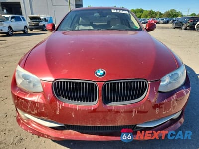 Piąte zdjęcie samochodu w środku: 2013 BMW 335 I VIN:WBAKG7C54DE803615 - miniatura