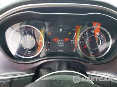 Zdjęcie 9 z 12 samochodu: 2015 DODGE CHALLENGER SXT VIN:2C3CDZAG6FH821274 - miniatura
