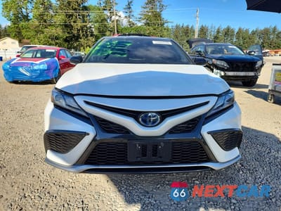 Piąte zdjęcie samochodu w środku: 2021 TOYOTA CAMRY XSE VIN:4T1K31AK4MU020865 - miniatura