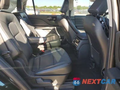 Zdjęcie 11 z 13 samochodu: 2025 LINCOLN AVIATOR VIN:5LM5J6XCXSGL22671 - miniatura