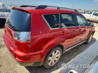 Trzecie zdjęcie samochodu z tyłu: 2013 MITSUBISHI OUTLANDER SE VIN:JA4AS3AW2DU011318 - miniatura