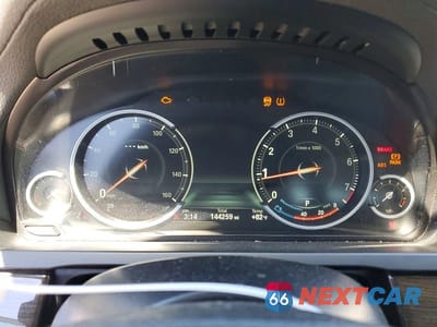 Zdjęcie 9 z 13 samochodu: 2014 BMW 740 I VIN:WBAYA6C54ED144335 - miniatura