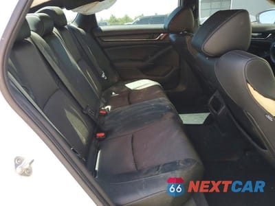 Zdjęcie 10 z 13 samochodu: 2022 HONDA ACCORD HYBRID SPORT VIN:1HGCV3F21NA032208 - miniatura
