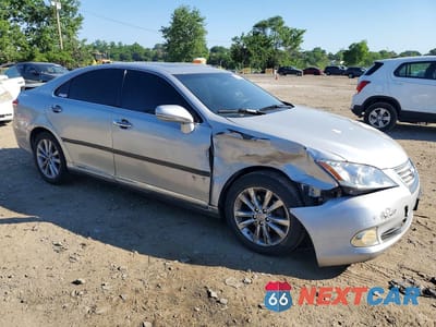 Czwarte zdjęcie samochodu z boku: 2010 LEXUS ES 350 VIN:JTHBK1EGXA2404412 - miniatura