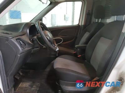 Zdjęcie 7 z 13 samochodu: 2019 RAM PROMASTER CITY VIN:ZFBHRFAB3K6M42477 - miniatura