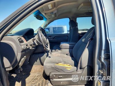 Zdjęcie 7 z 13 samochodu: 2008 CHEVROLET TAHOE C1500 VIN:1GNFC13038J206431 - miniatura