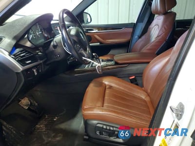 Zdjęcie 7 z 13 samochodu: 2018 BMW X5 XDR40E VIN:5UXKT0C5XJ0V99870 - miniatura