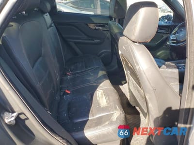 Zdjęcie 11 z 13 samochodu: 2018 JAGUAR F-PACE PRESTIGE VIN:SADCK2FX0JA294328 - miniatura