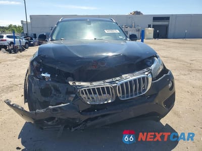 Piąte zdjęcie samochodu w środku: 2015 BMW X3 XDRIVE28I VIN:5UXWX9C5XF0D56144 - miniatura