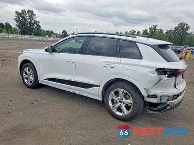 Drugie zdjęcie samochodu z przodu: 2025 AUDI Q6 E-TRON PREMIUM VIN:WA112BGF9SA021196 - miniatura