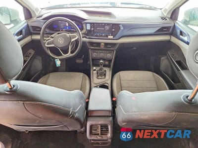 Zdjęcie 8 z 13 samochodu: 2022 VOLKSWAGEN TAOS SE VIN:3VVSX7B24NM079044 - miniatura