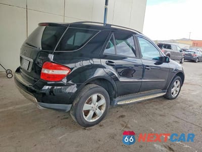 Trzecie zdjęcie samochodu z tyłu: 2006 MERCEDES-BENZ ML 500 VIN:4JGBB75E06A060455 - miniatura