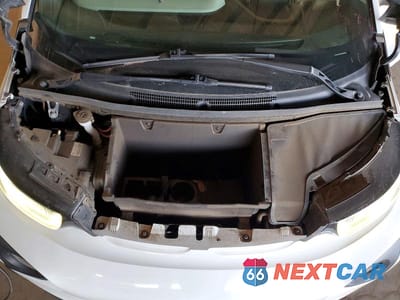Zdjęcie 11 z 12 samochodu: 2015 BMW I3 BEV VIN:WBY1Z2C52FV286750 - miniatura