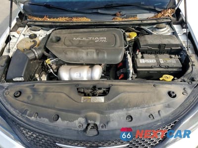 Zdjęcie 11 z 13 samochodu: 2015 CHRYSLER 200 S VIN:1C3CCCBB2FN752917 - miniatura