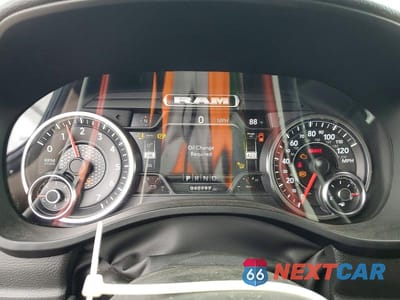 Zdjęcie 9 z 12 samochodu: 2022 RAM 1500 LARAMIE VIN:1C6SRFRT9NN456322 - miniatura