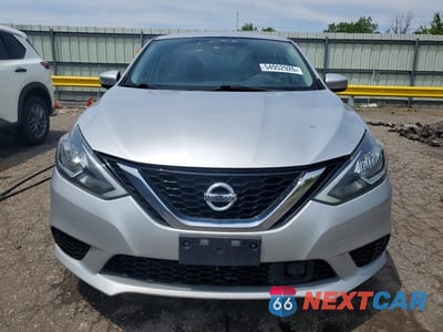 Piąte zdjęcie samochodu w środku: 2019 NISSAN SENTRA SV VIN:3N1AB7AP3KY284268 - miniatura