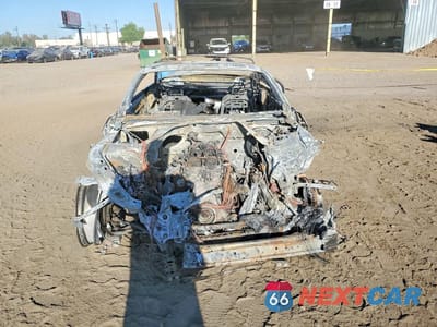 Piąte zdjęcie samochodu w środku: 2016 FORD MUSTANG VIN:1FATP8UH3G5329687 - miniatura