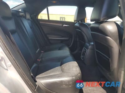 Zdjęcie 10 z 13 samochodu: 2012 CHRYSLER 300 LIMITED VIN:2C3CCACG9CH231373 - miniatura